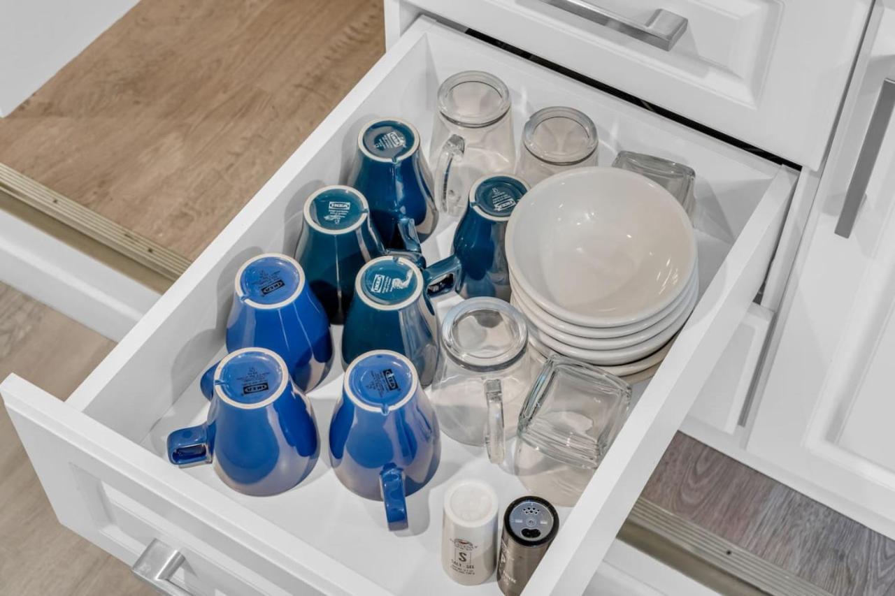 Blue Closest To Falls- Lower By Clifton Hill Holiday home *